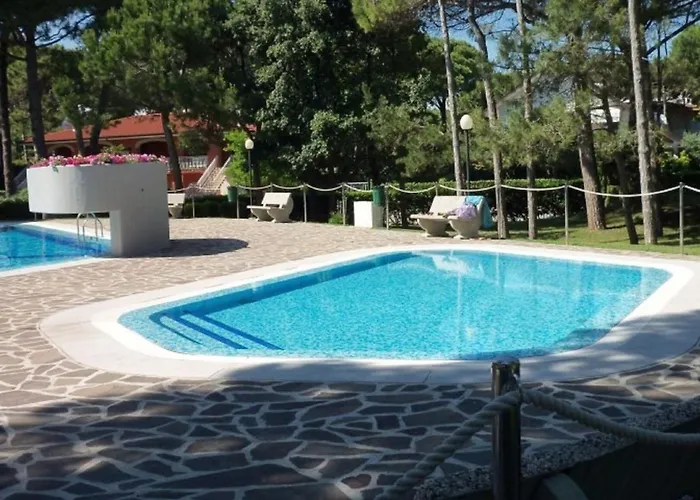 Apartment Apartment With Pool By The Sea *