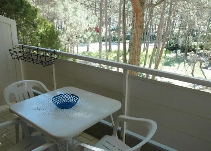 Apartment With Pool By The Sea Apartament Lignano Sabbiadoro